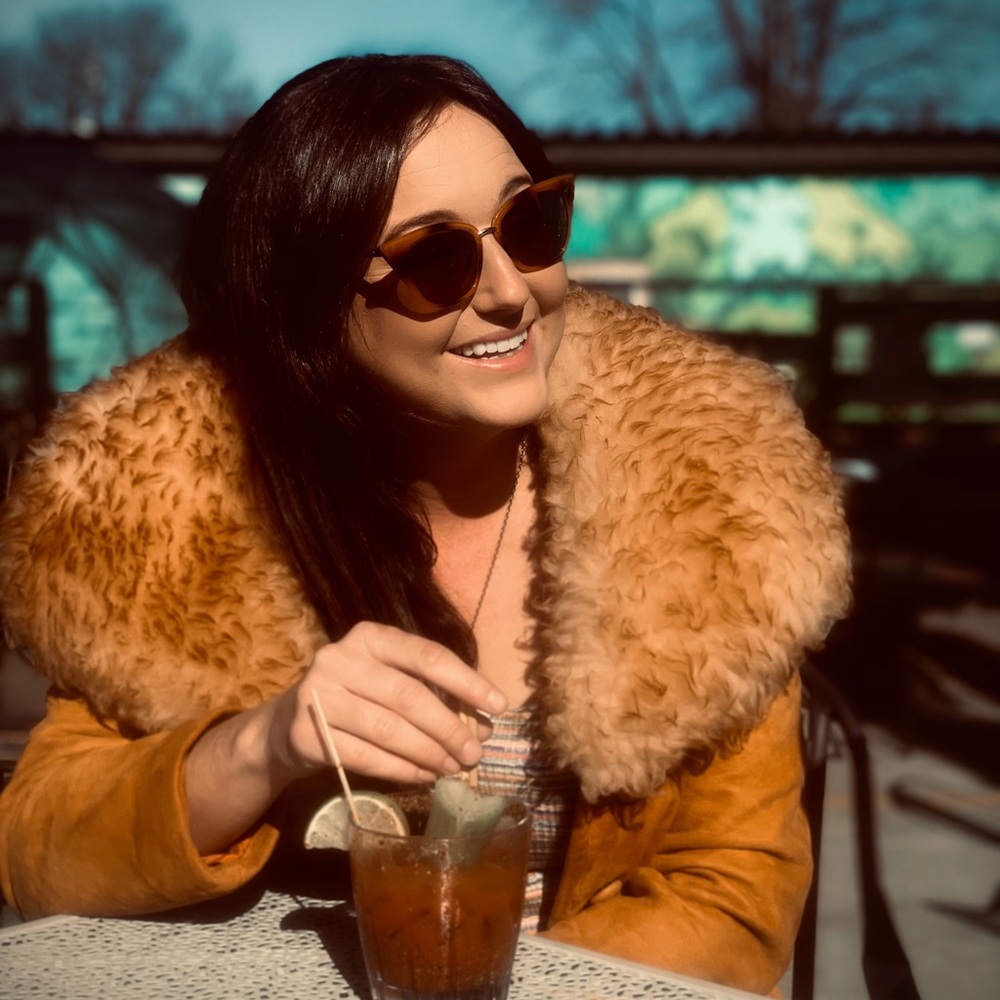 Meet your Posher, Shelbie